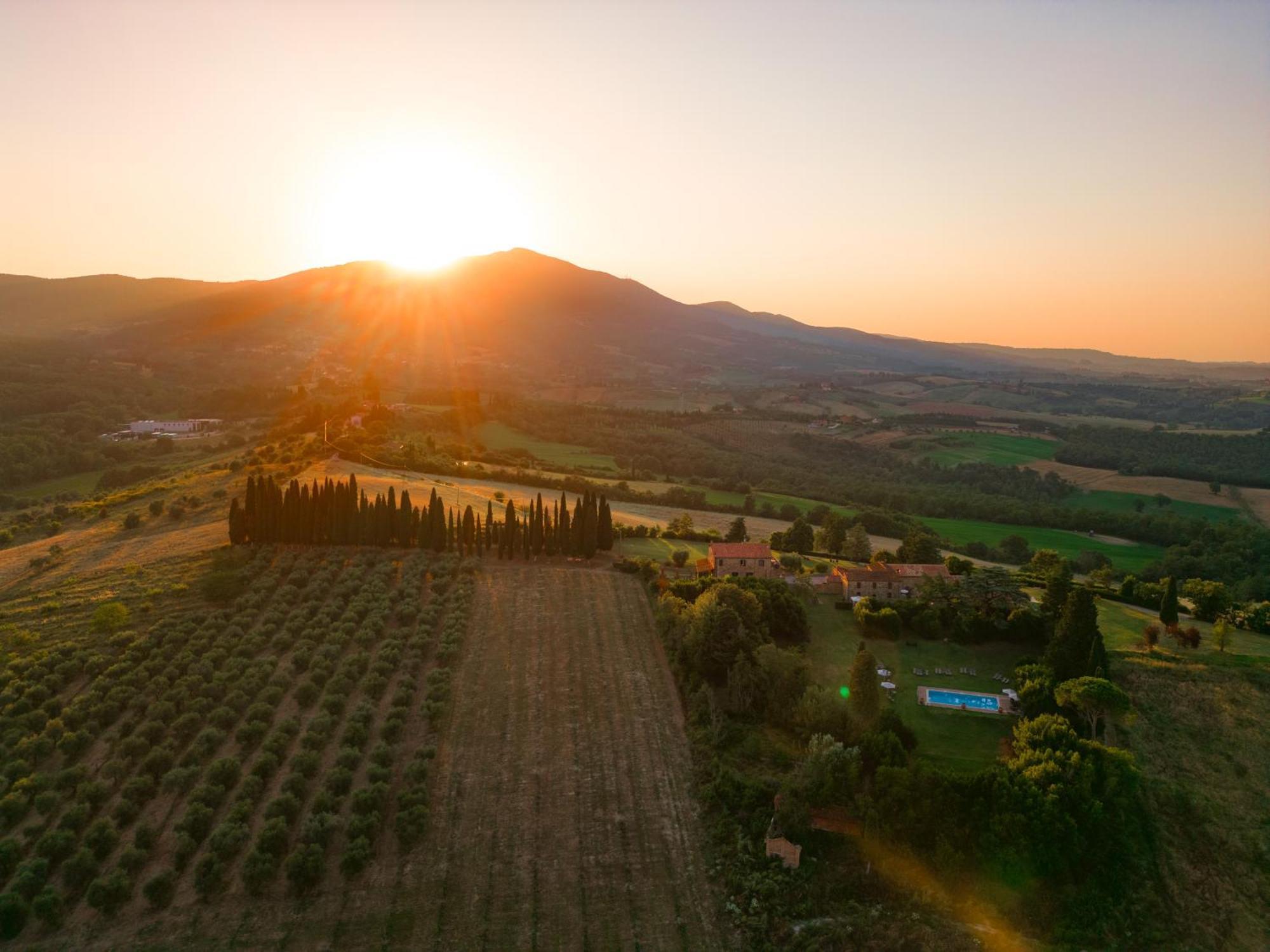 Agriturismo Spazzavento Palazzone 外观 照片