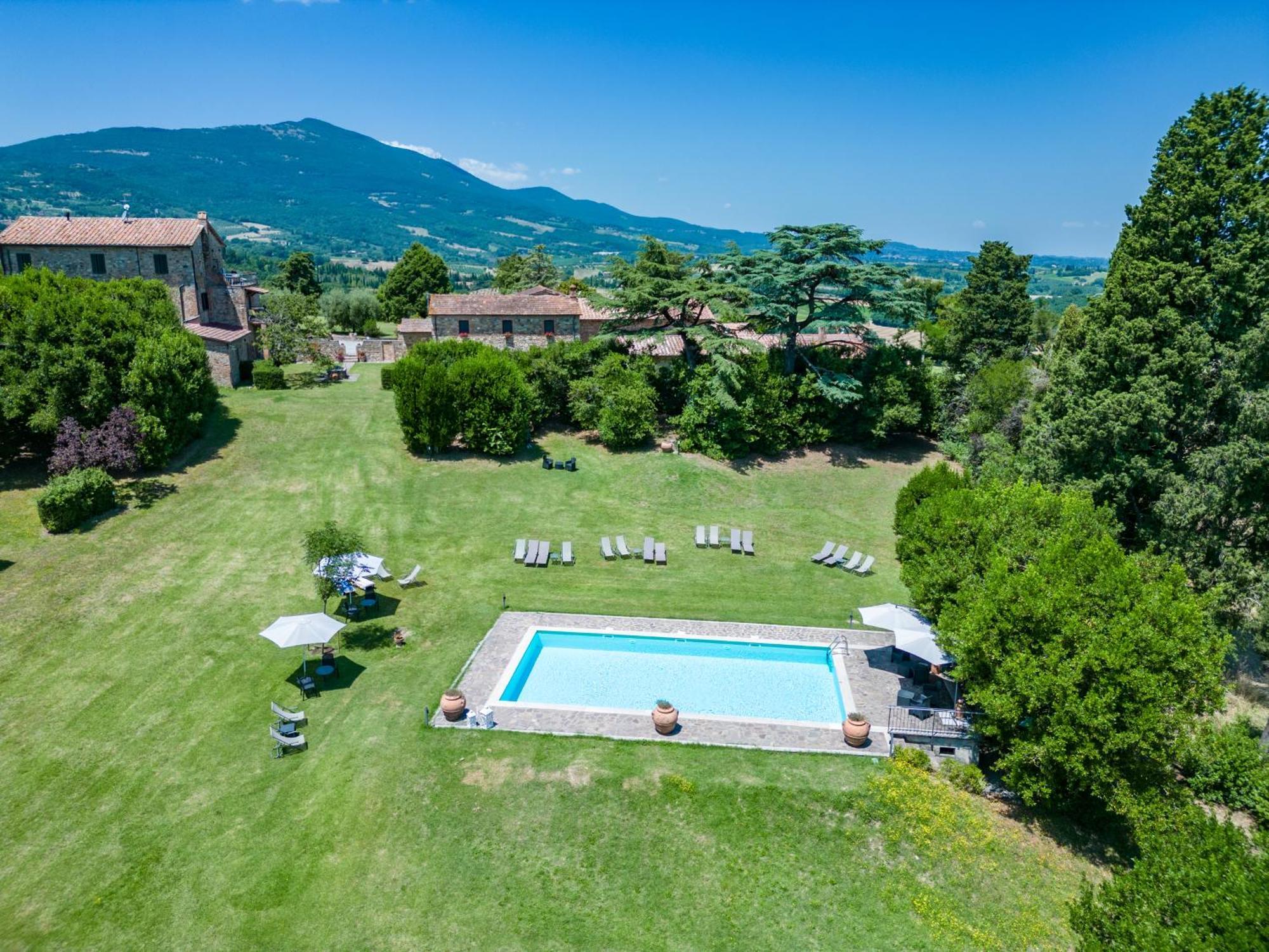 Agriturismo Spazzavento Palazzone 外观 照片