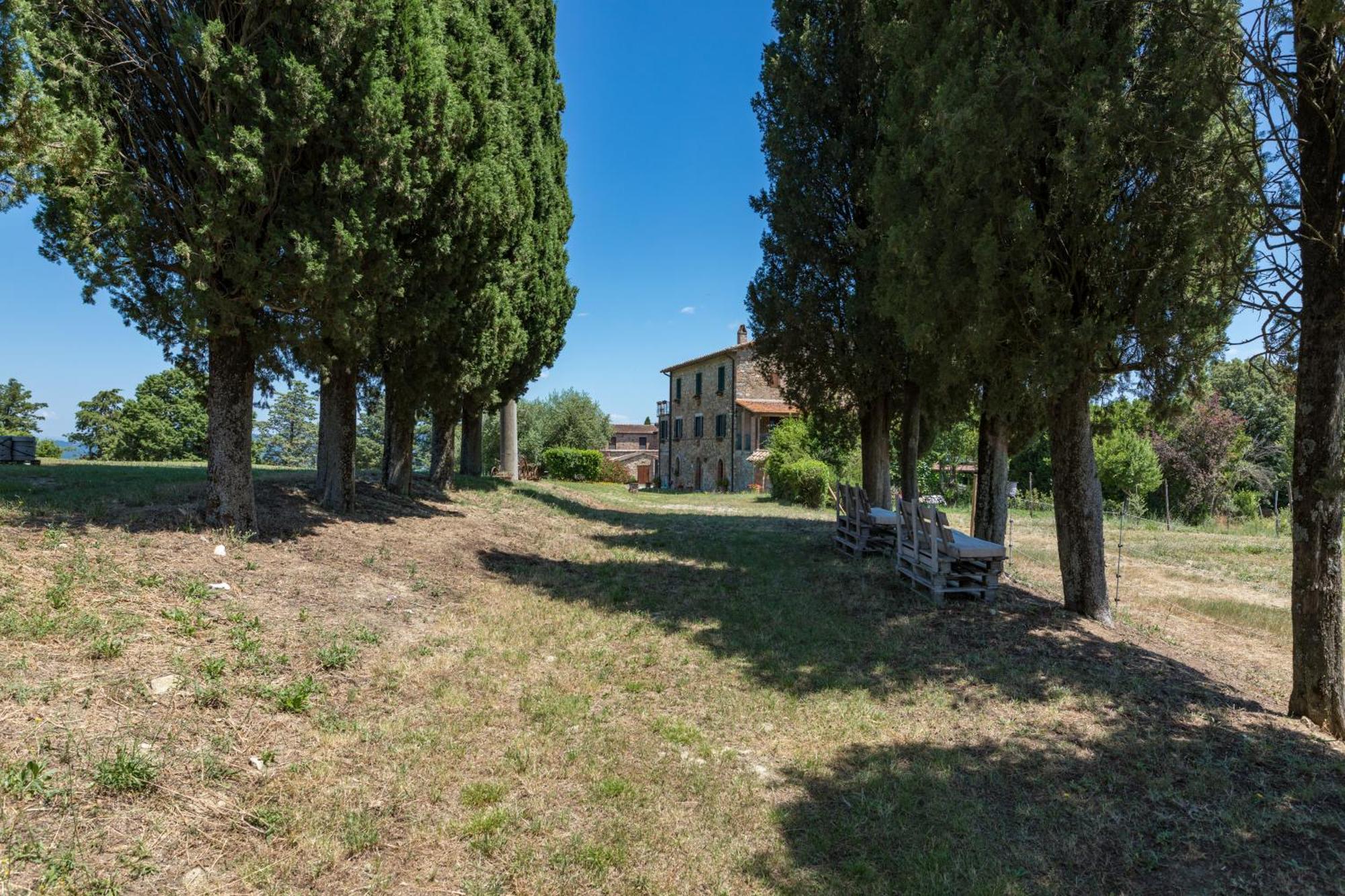 Agriturismo Spazzavento Palazzone 外观 照片